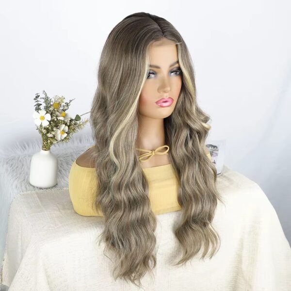 Peluca Lace Front Termica Larga Ondulada Art. NYL2396-R4-18T-613 - Imagen 3