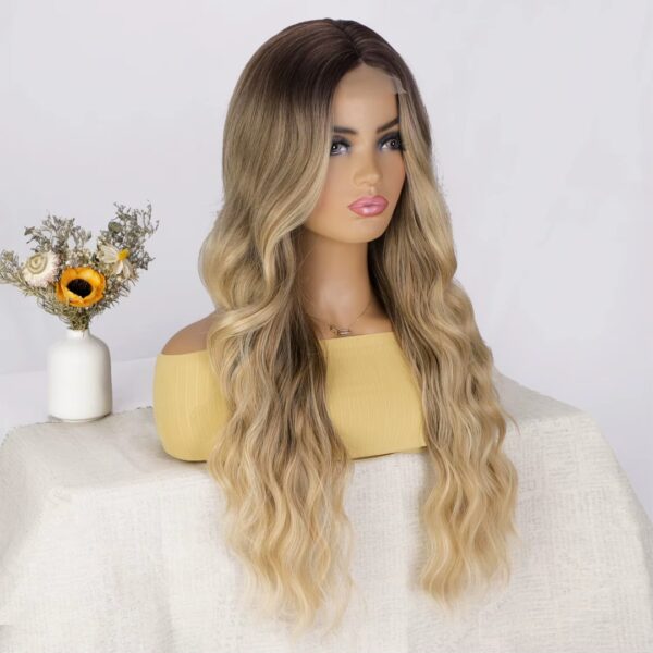 Peluca Lace Front Termica Larga Ondulada Art. NYL2396-R6-18A-613 - Imagen 2