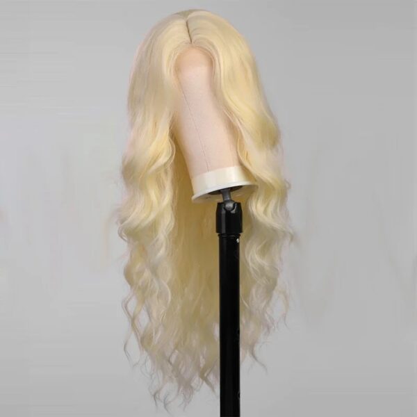Peluca Lace Front Termica Larga Ondulada Art. NYL2416-613 - Imagen 2