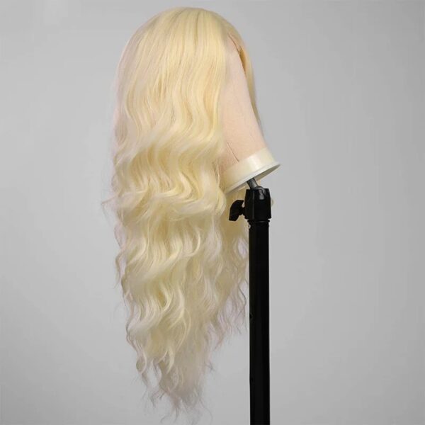 Peluca Lace Front Termica Larga Ondulada Art. NYL2416-613 - Imagen 3